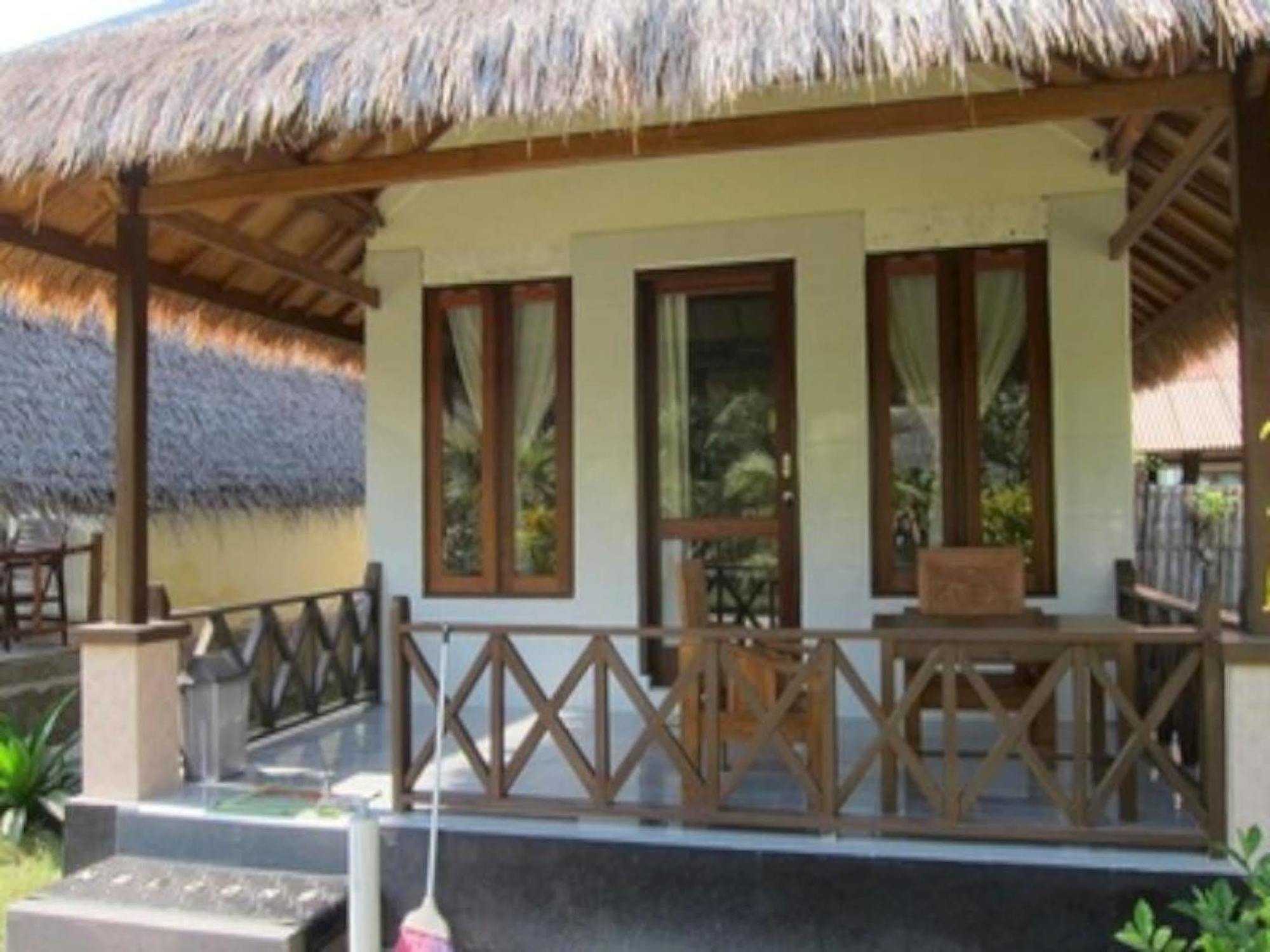 Fantastic Cottages Gili Meno Extérieur photo